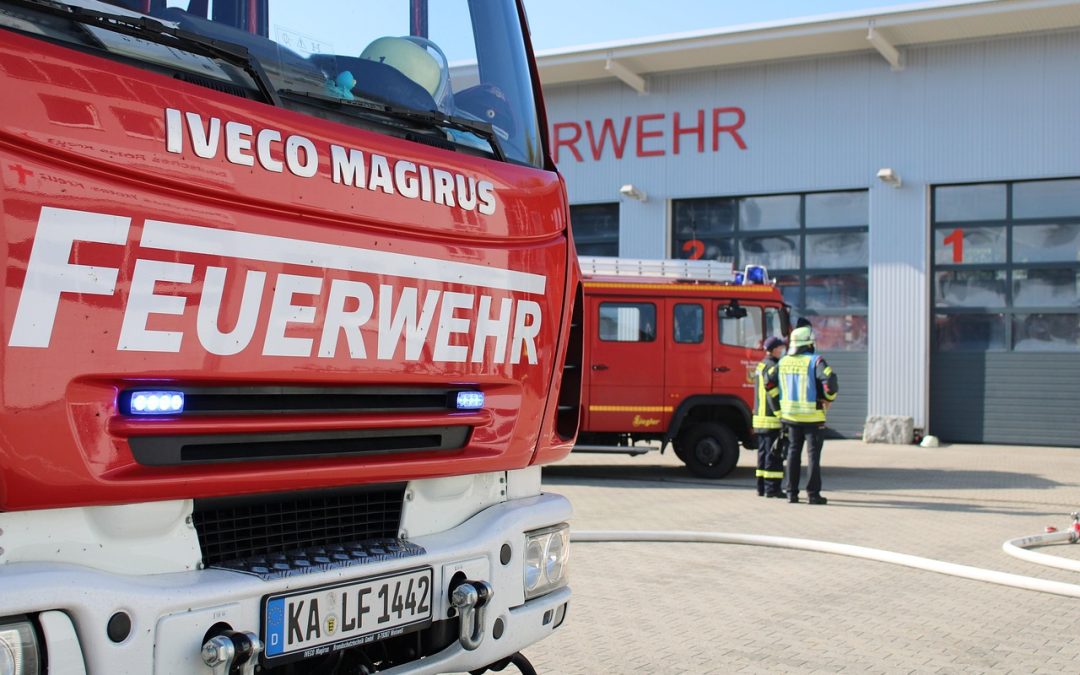 Dinas Damkar Sanggau Evakuasi Longsor di Rumah Sakit